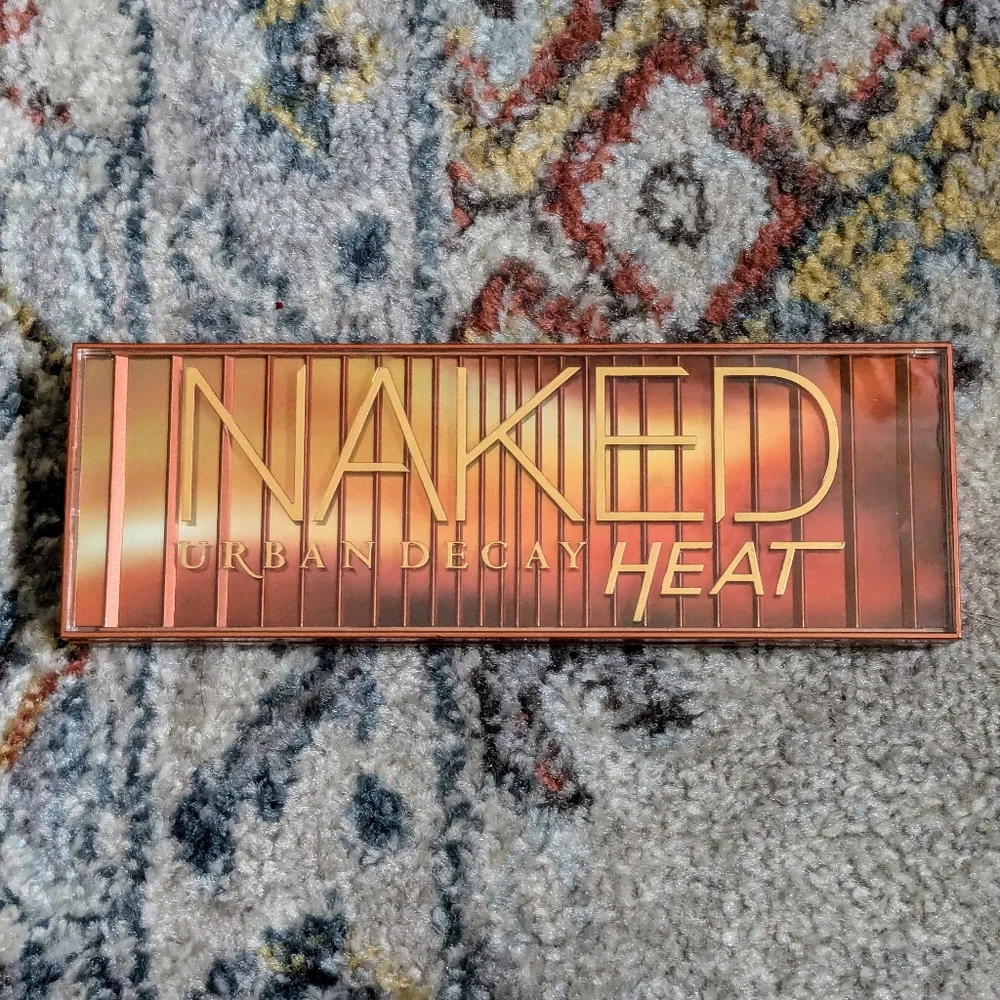 Brand New Urban Decay Naked Heat Eyeshadow Palette